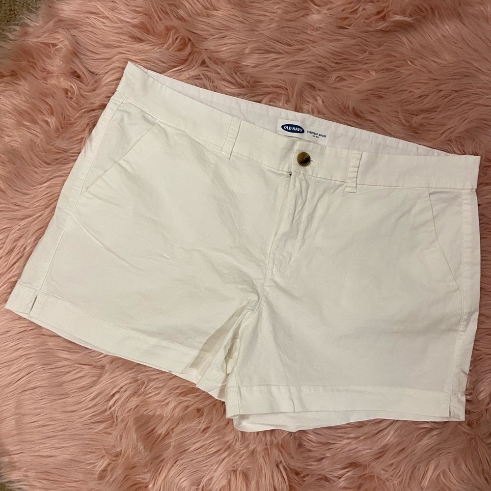 Old Navy Everyday Short Midrise 16